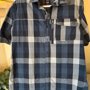 Wrangler Men’s Navy and Gray Plaid Button Down Shirt